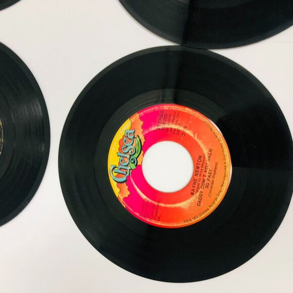 VTG Pop 45 RPM 7" Vinyl Records Tom Jones Anne Murray Hall & Oates Wayne Newton - Picture 2 of 11